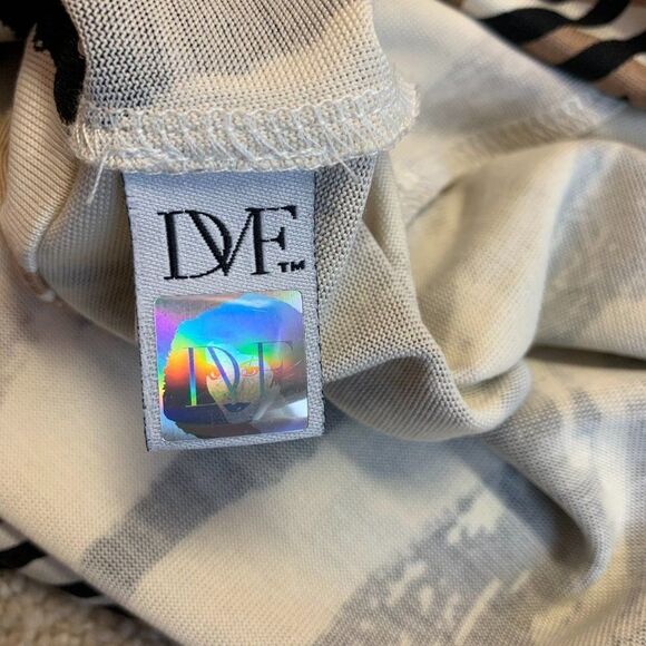 Diane Von Furstenberg Vintage silk Laetitia dress Sz 8 - Picture 7 of 12